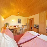Haus Lindenkreuz Апартаменты Бад Кляйнкирххайм