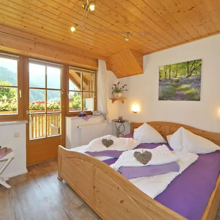 Haus Lindenkreuz * Bad Kleinkirchheim