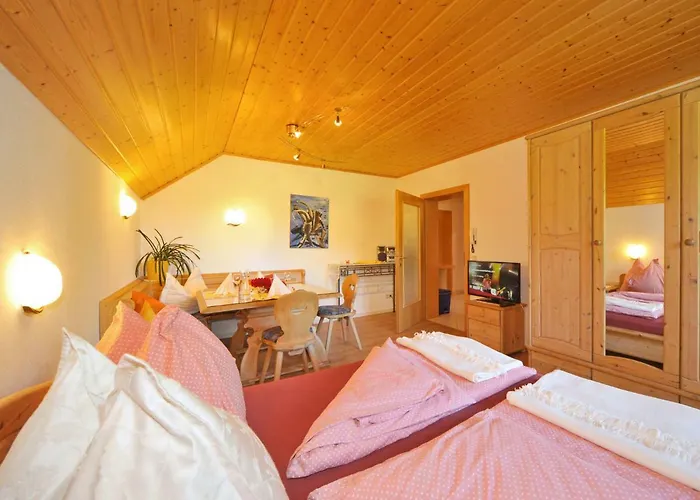 Haus Lindenkreuz Apartment Bad Kleinkirchheim