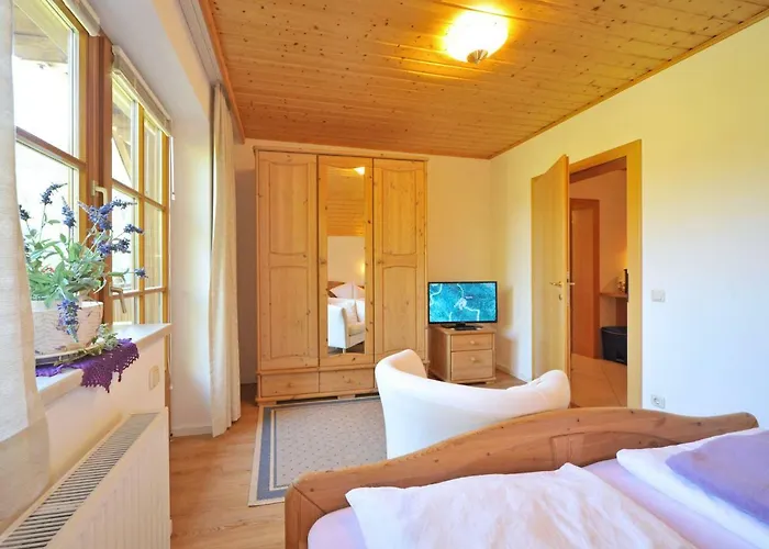 Haus Lindenkreuz Apartment *